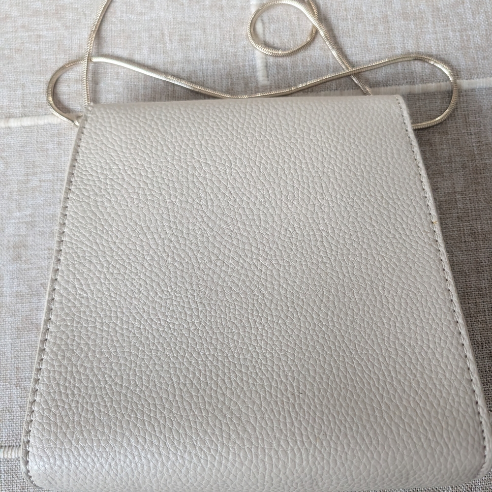 NWT Banana Republic Tortoise Ring Crossbody - Picture 4 of 5